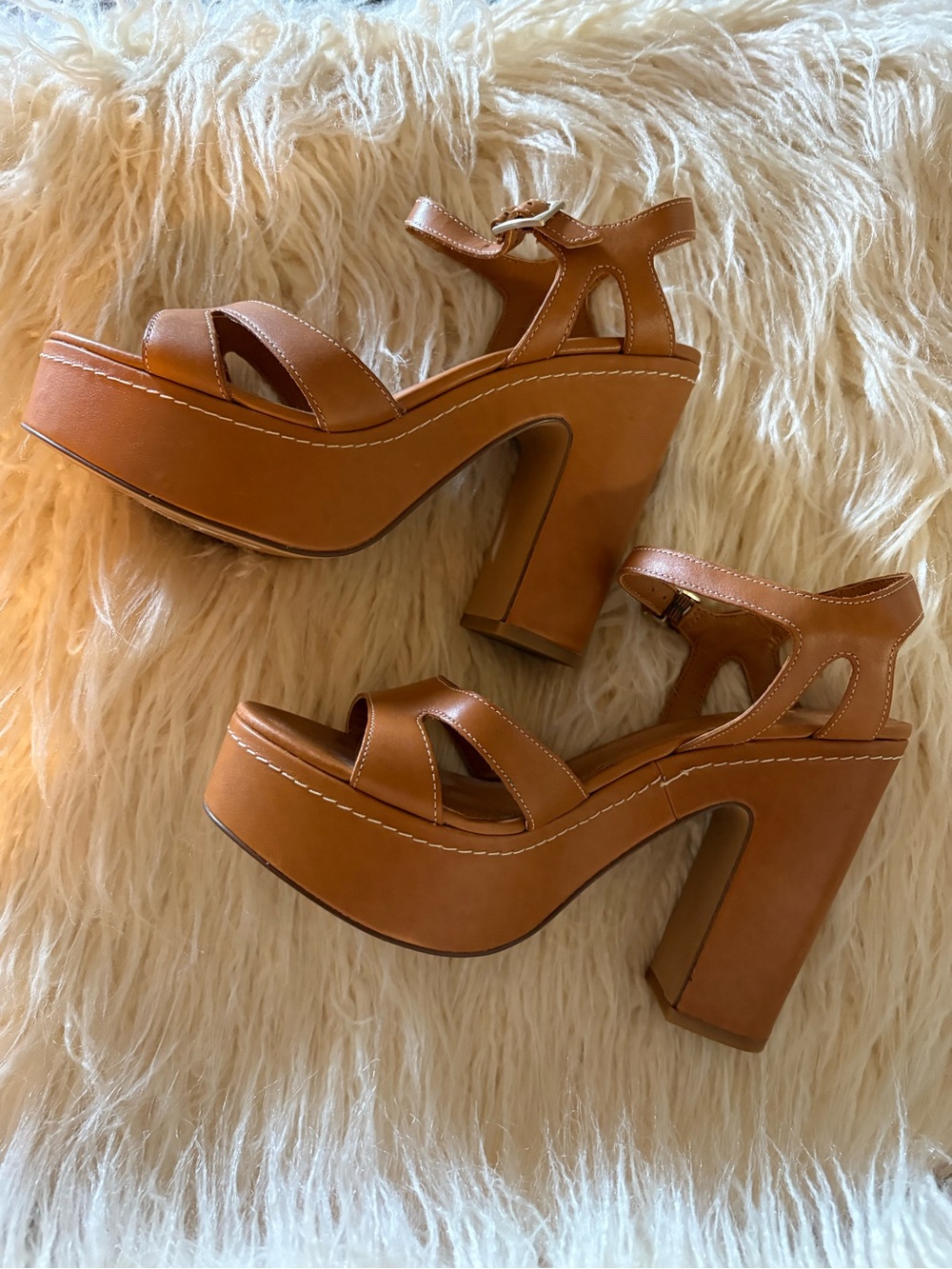 Vince Camaro Platform Sandals